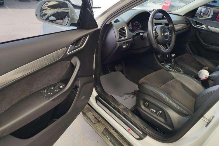 Used Audi Q3 2018 30th Anniversary Edition 35 TFSI Sport Edition
