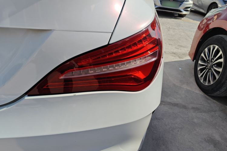 Used Mercedes-Benz CLA 2018 CLA 220 4MATIC
