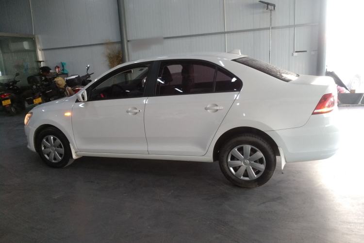 Used Volkswagen Santana 2015 1.6L Manual Fashion Edition
