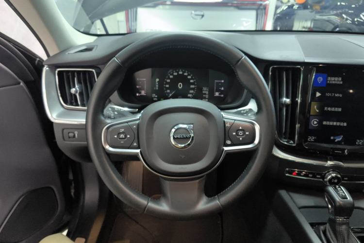 Used Volvo XC60 2019 T5 4x4 Smart Edition China VI Standard

