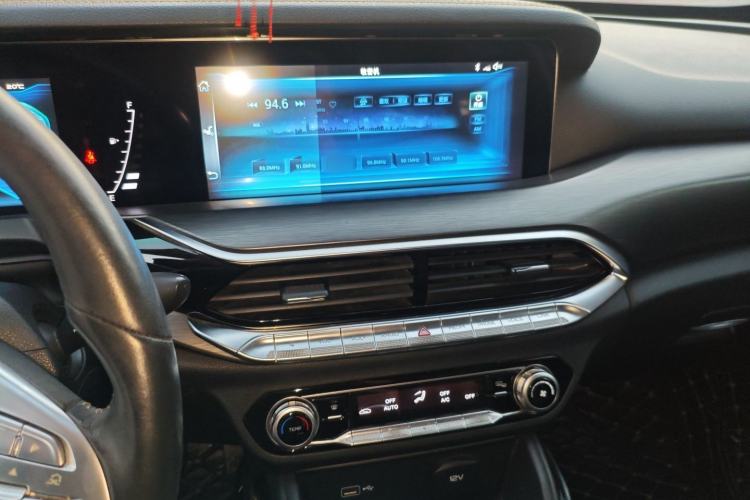 Used Bestune T77 2019 230 TID Automatic Luxury Version National V