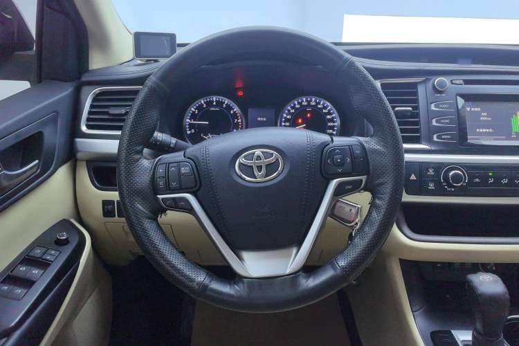 Used Toyota Highlander 2018 2.0T Two-Wheel Drive Elite Edition 7 Seats China VI Standard
