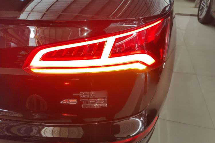 Used Audi Q5L 2018 45 TFSI Prestige Fashion Edition China VI Emission Standard
