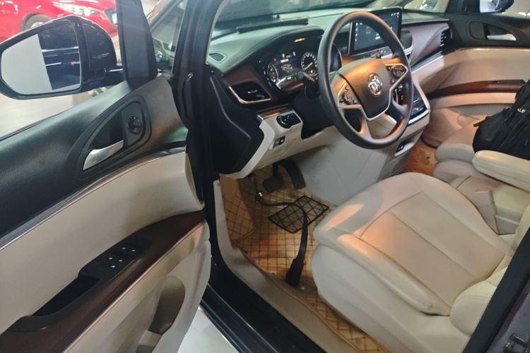 Used Buick GL8 2023 Land Executive Class Smart Enjoyment Model
