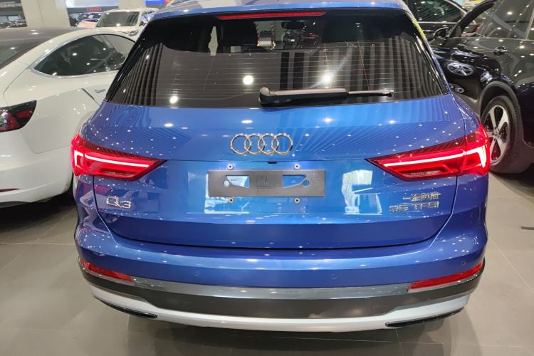 Used Audi Q3 2021 35 TFSI Fashionable and Elegant Model
