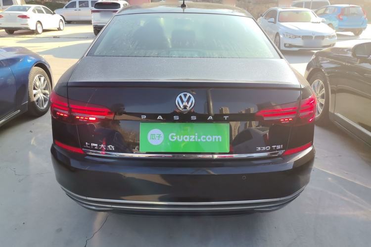 Used Volkswagen Passat 2019 330TSI Luxury Edition China VI Standard
