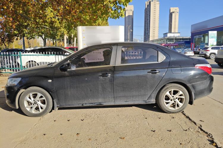 Used Citroen Elysee 2015 Zhishang Edition 1.6L Manual Fashion Model