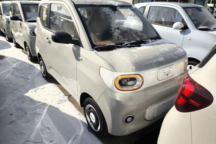 Used Wuling Hongguang MINIEV 2024 3rd Generation 215km Youth Edition
