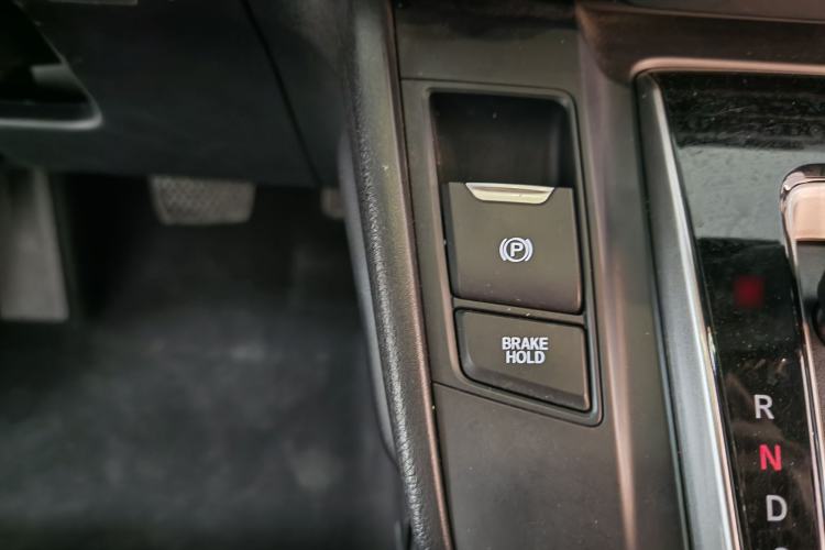 Used Honda CR-V 2021 240TURBO CVT 2WD Fashion Edition
