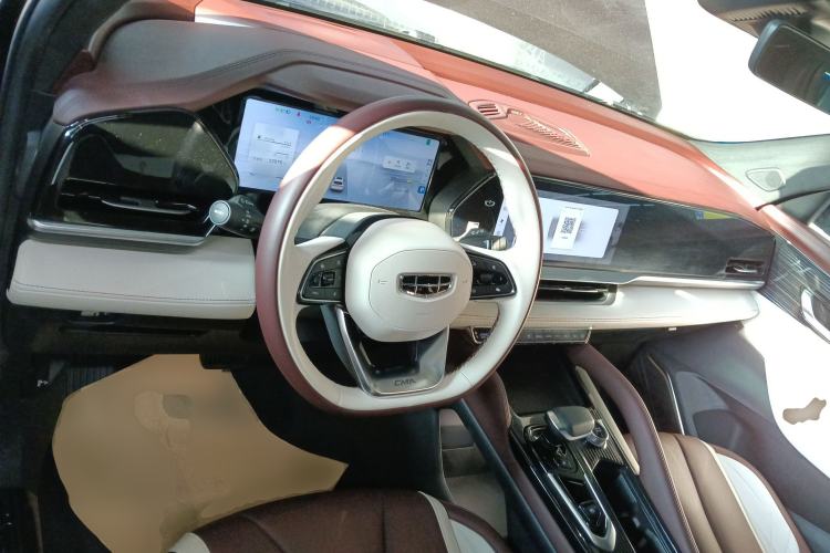 Used Geely Auto Monjaro L 2021 2.0TD DCT EVO Two-Wheel Drive Prestige Version
