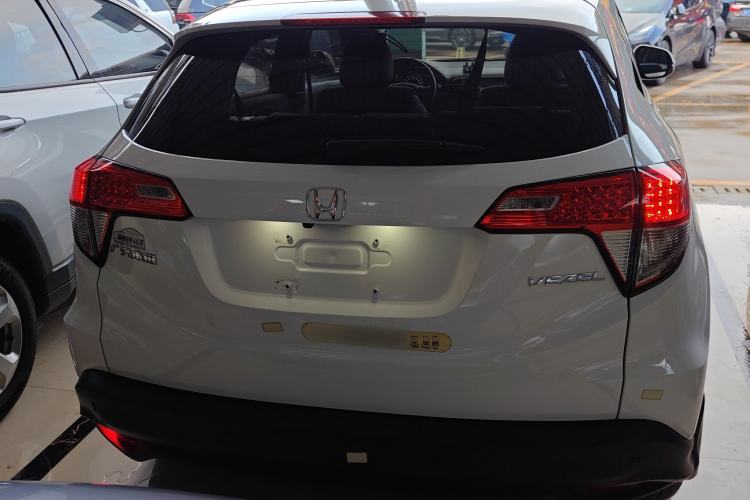 Used Honda Vezel 2020 1.5L CVT Pioneer Edition
