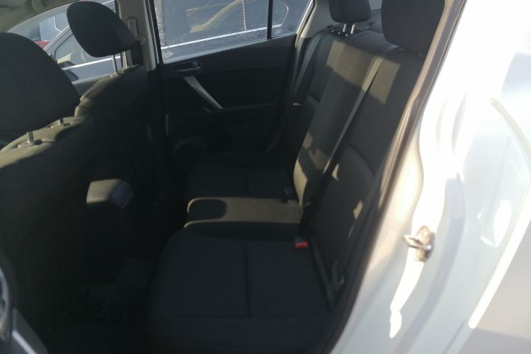 Used Mazda Mazda 3 2015 Sedan 2.0L Automatic Sport Model