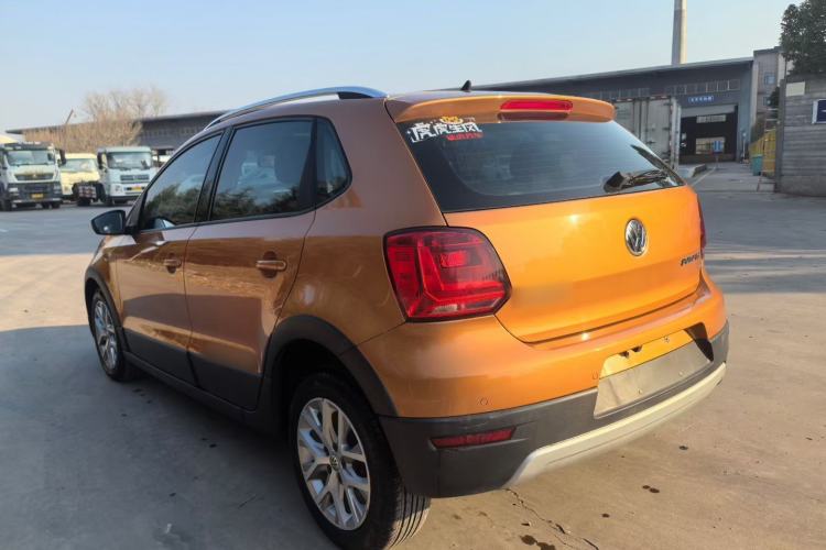 Used Volkswagen Polo 2014 1.6L Cross Polo Automatic
