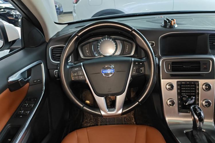 Used Volvo S60 2016 S60L T4 Zhiyuan Edition