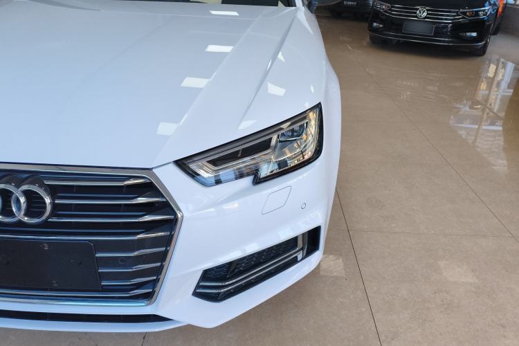 Used Audi A4L 2018 30th Anniversary Edition 40 TFSI Trendy Model