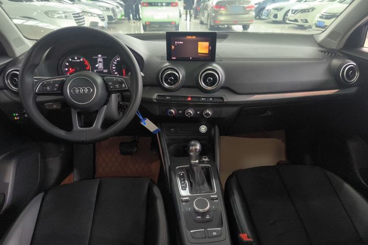 Used Audi Q2L 2018 35 TFSI Launch Exclusive Edition China V