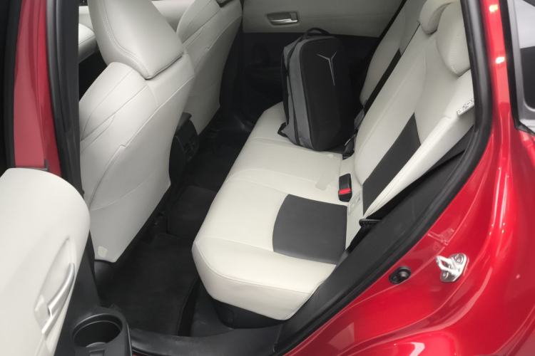 Used Toyota FRONTLANDER 2023 2.0L Smart Electric Hybrid Dual-Engine Deluxe Version
