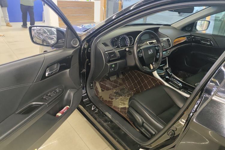 Used Honda Accord 2016 2.0L Elite Edition