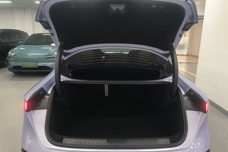 Used Lynk & Co 07 2024 EM-P 126 Long-Range Intelligent Driving Ultra
