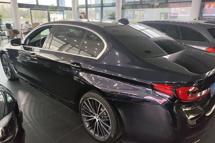 Used BMW 5 Series 2022 Restyled 530Li Leading Edition M Sport Package