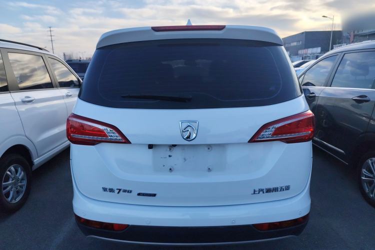 Used Baojun 730 2017 1.8L iAMT Prestige Version 7 Seats
