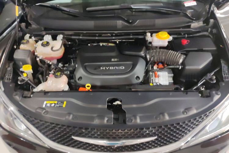 Used Chrysler Grand Voyager PHEV 2019 3.6L Plug-in Hybrid
