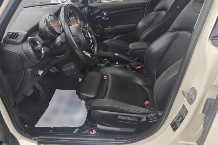 Used  MINI 2015 1.5T COOPER Excitement Five-Door Edition