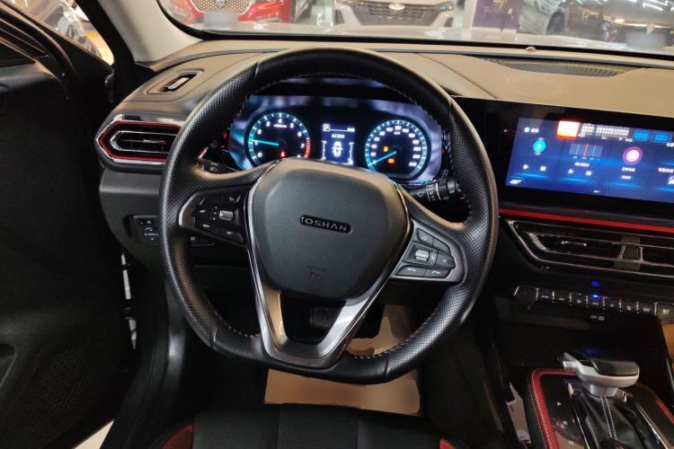 Used Oshan X5 2021 Revised Version 1.5T DCT Luxury Edition
