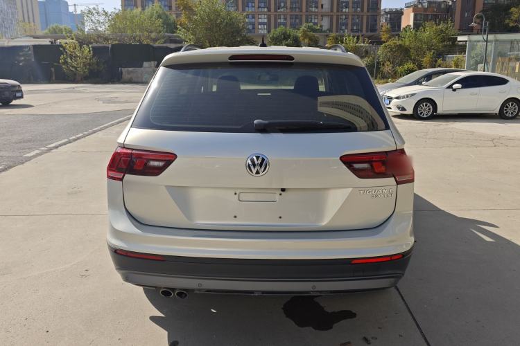 Used Volkswagen Tiguan L 2019 330TSI Automatic Two-Wheel Drive Luxury Edition China V Standard

