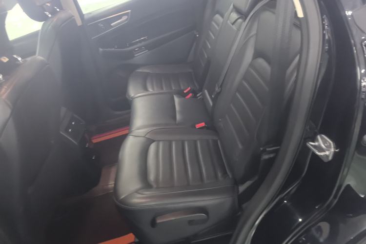 Used Ford Edge 2018 Facelifted EcoBoost 245 Two-Wheel-Drive Platinum Edition 5 Seats China V Emission Standard
