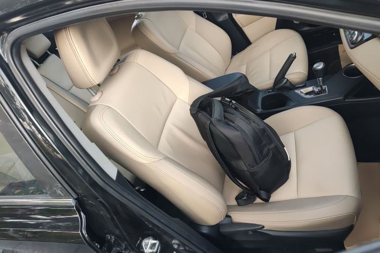 Used Toyota RAV4 2013 2.0L CVT Four-Wheel Drive New Edition