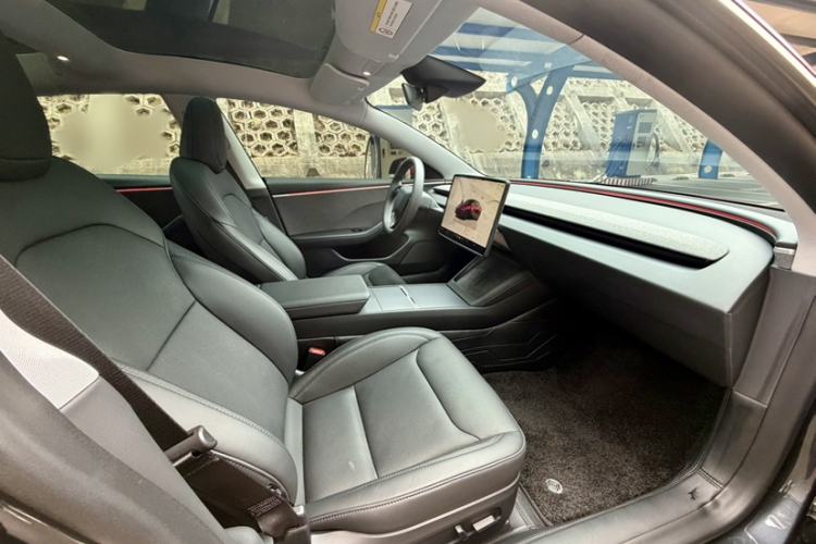 Used Tesla Model 3 2023 Rear-Wheel-Drive Version