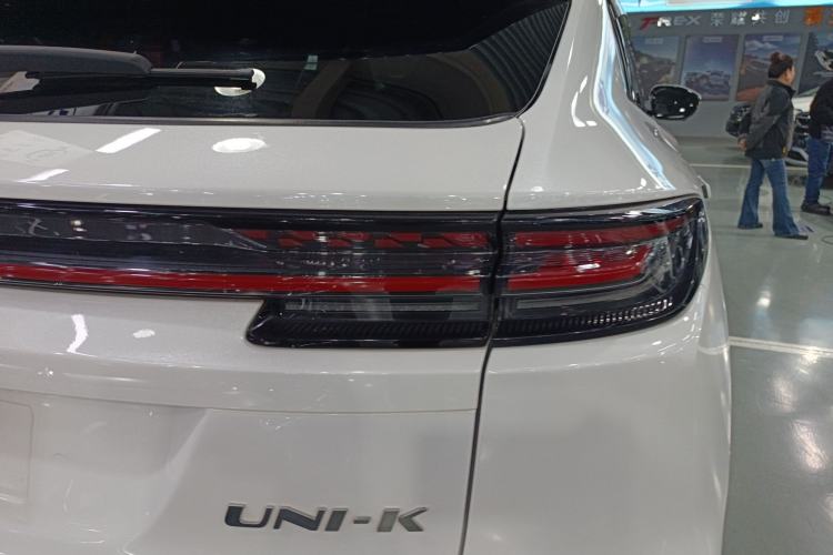 Used Changan UNI-K 2021 2.0T Prestige Edition
