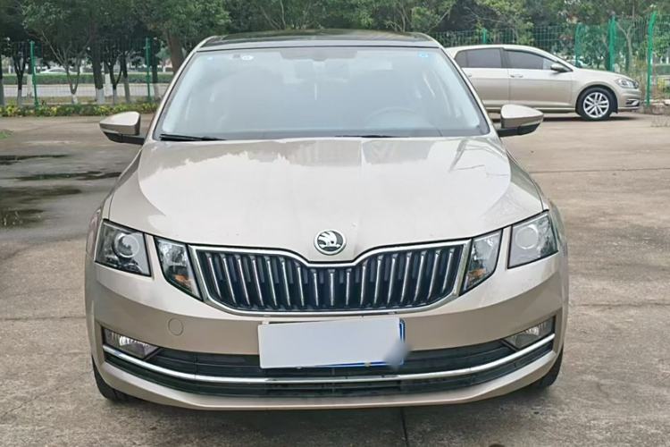 Used Skoda Octavia 2019 TSI230 DSG SmartDrive Luxury Edition China VI
