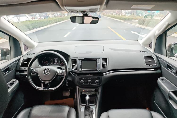 Used Volkswagen Sharan 2018 380TSI Luxury 7-Seater
