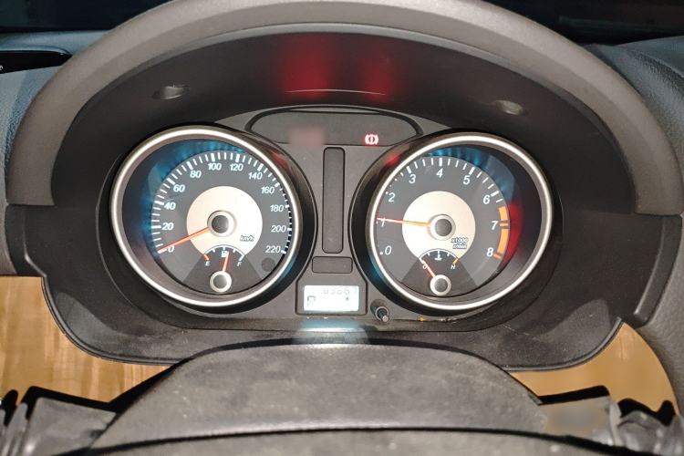 Used Buick Excelle 2015 1.5L Automatic Classic Model
