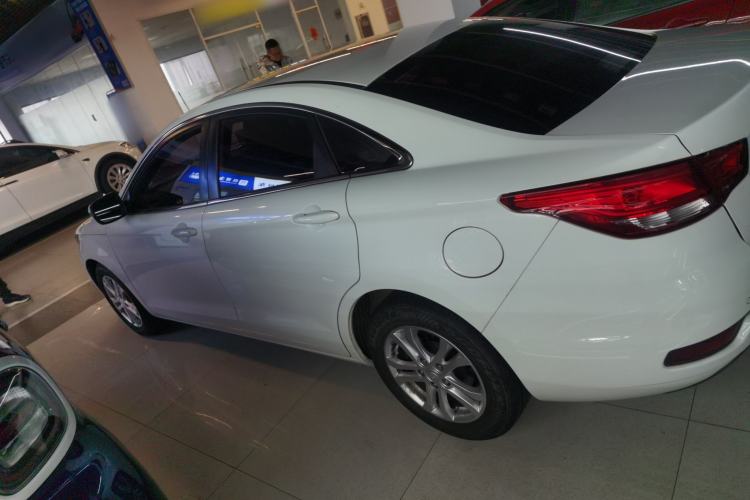 Used Bestune B50 2016 1.6L manual luxury version
