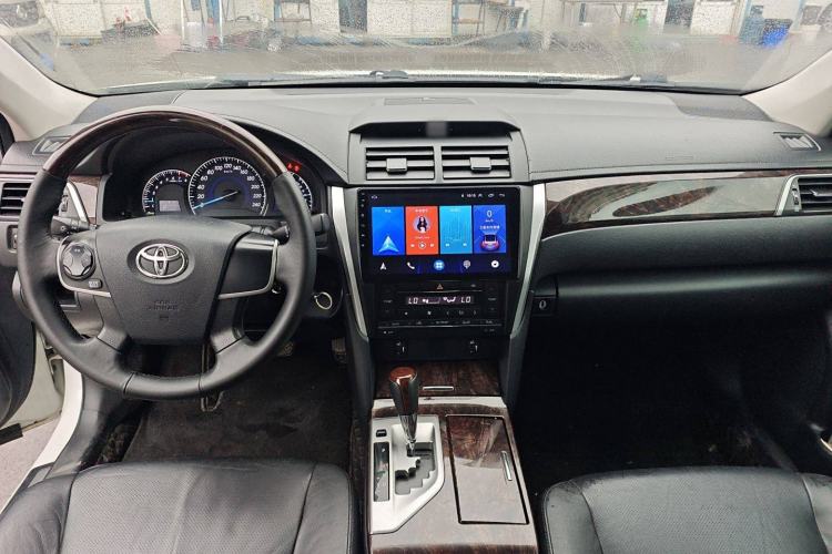 Used Toyota Camry 2015 2.0G Premier Edition
