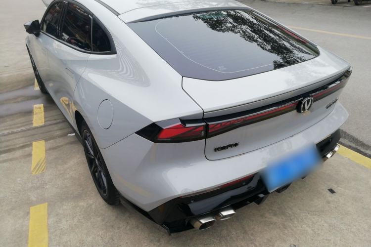 Used Changan UNI-V 2022 1.5T Prestige Version