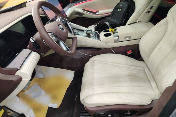 Used Denza Z9GT 2024 1100 Four-Wheel Drive Ultra Version
