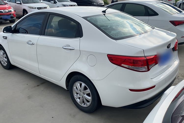 Used Kia K2 2015 Sedan 1.4L MT GLS
