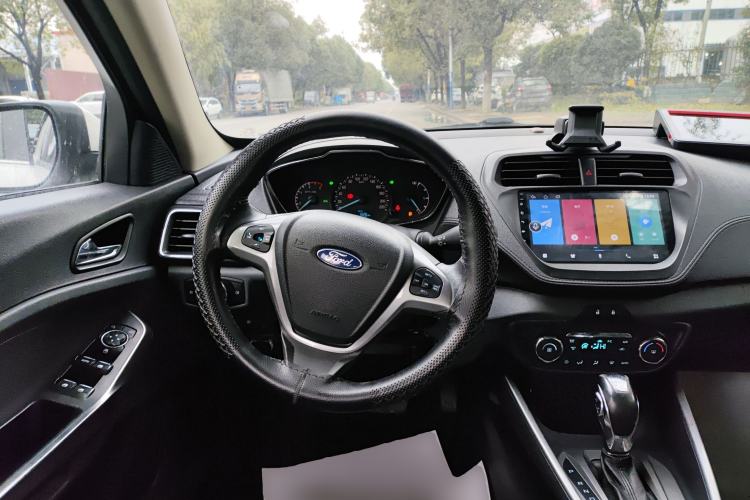 Used Ford Escort 2015 1.5L Automatic Fashion Model