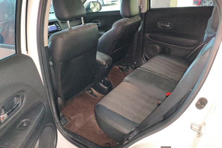 Used Honda Vezel 2017 1.8L CVT Front-Wheel Drive Pioneer Edition
