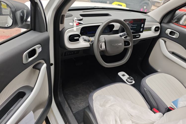 Used  Panda 2025 210km Panda Rider
