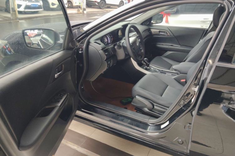 Used Honda Accord 2015 2.0L LX Comfort Edition