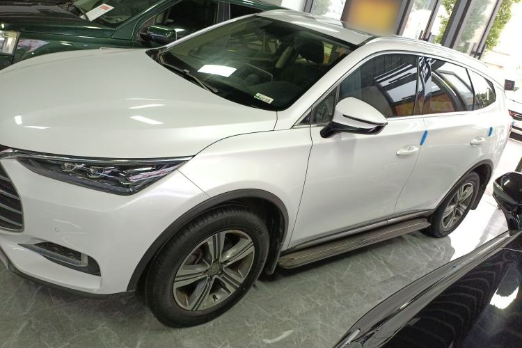 Used BYD Tang 2019 2.0T Automatic SmartConnect Luxury Edition 7 Seats China VI Standard
