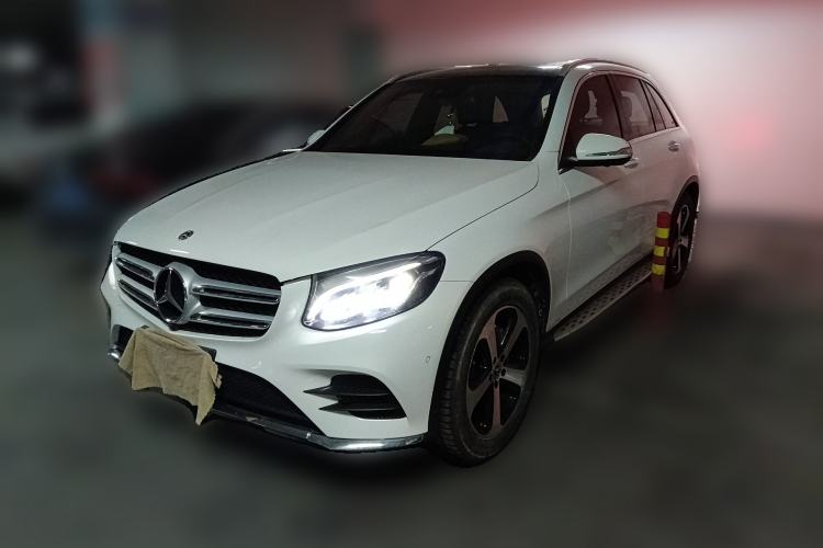 Used Mercedes-Benz GLC 2017 GLC 260 4MATIC Luxury Model