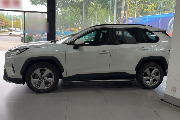 Used Toyota RAV4 2020 2.0L CVT Two-Wheel Drive Fashion Edition
