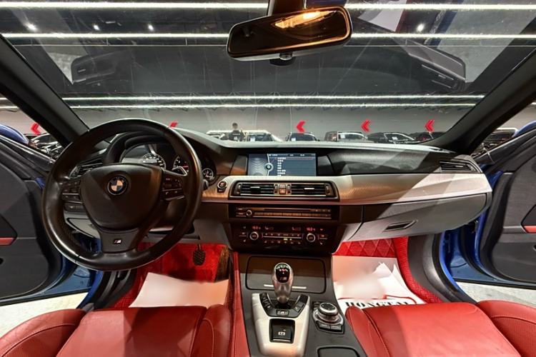 Used BMW M5 2012 M5

