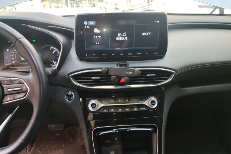 Used Hyundai Santa Fe 2019 380 TGDi DLX Automatic Two-Wheel Drive Prestige Plus Version China VI Standard
